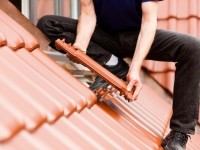 Replacing Roof Tiles